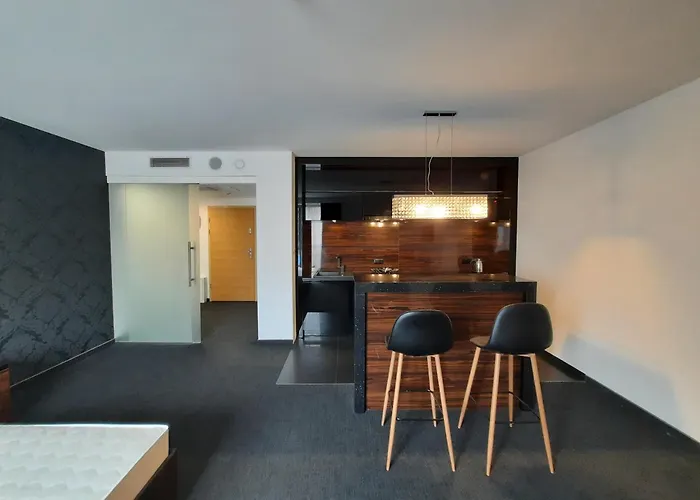 Krawiecka Trzy Zero Jeden Apartman Wrocław